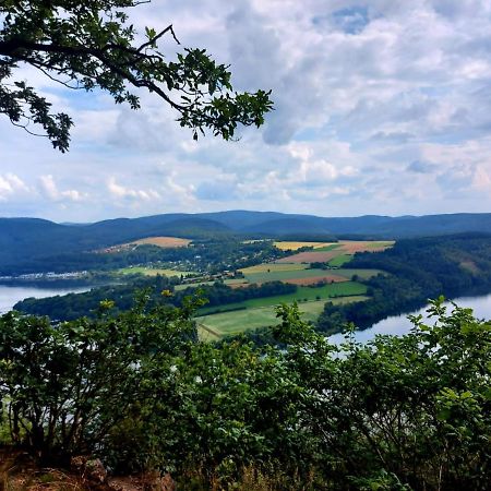 Sehr Schoene Ufernahe Ebenerdige Ferienwohnung Pura Vida Auf Der Halbinsel Scheid Scheid  Exterior foto